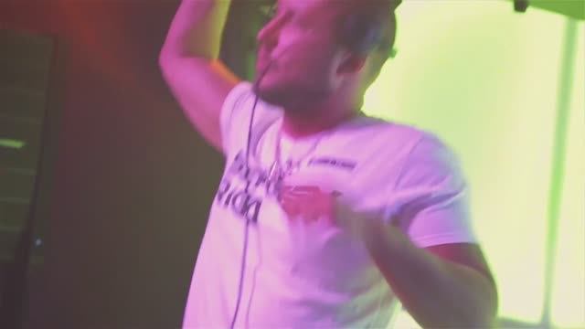 DJ RIGA #WHITENIGHT awakening от 2GAQS party lab смотреть онлайн