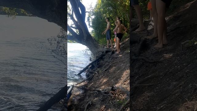 КОРОЛЕВСКИЙ ПРЫЖОК ПОЛИНКИ👸 смотреть до конца!!!🍿