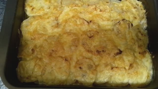 Мясо по французски. В духовке. смотреть онлайн