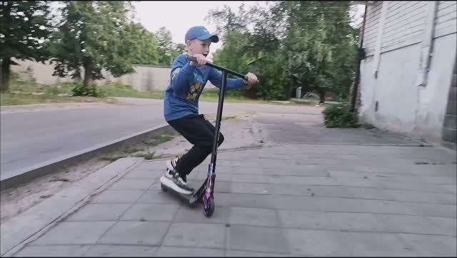 Мой новый самокат!!!