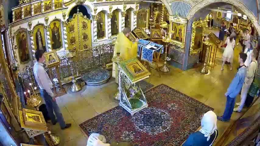 Молебен с акафистом Блгвв. кнн. Петру и Февронии. Храм Успения в Путинках. смотреть онлайн