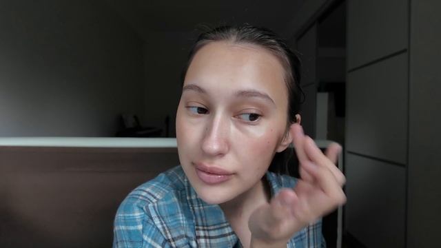 Макияж Clean Girl с продуктами Bonya Beauty, Rhode, Refy