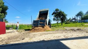 Не хватило! Срочно заказываем песок и едем за цементом. Перестройка старого деревенского дома.