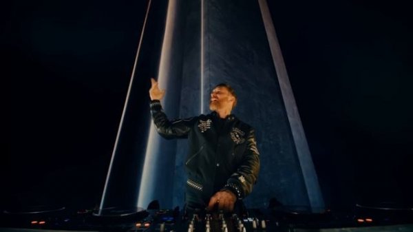 -Experience David Guetta's Epic Performance Of _The Monolith_ at AlUla!