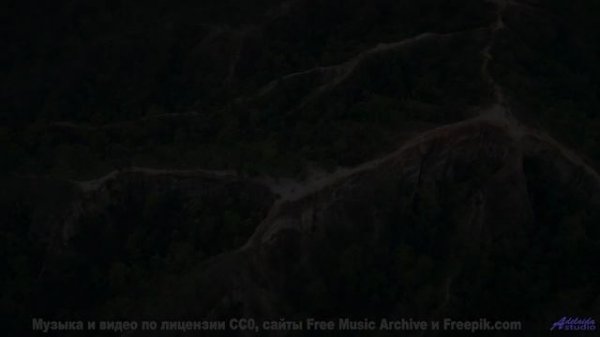 Хочется раствориться в зелени и музыке одновременно - Goodbye Good Times -- HoliznaCC0 -- Makeshift