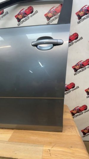 W194 Передняя левая дверь