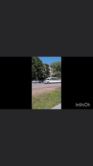 ПРОЕЖАЛ ЛИМУЗИН ХАМЕР!!!