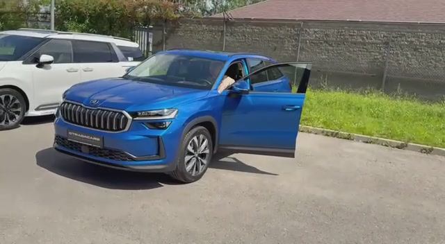 Привезли Skoda Kodiaq NG 2025 Selection дилерский из Казахстана 4,8 млн +7 (909) 914-03-09 смотреть онлайн