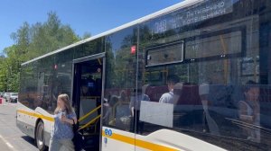 Автобус НефАЗ-5299-31-52 следует по маршруту 348 ”м. Котельники - А/с Лыткарино-Песчаная ул.”