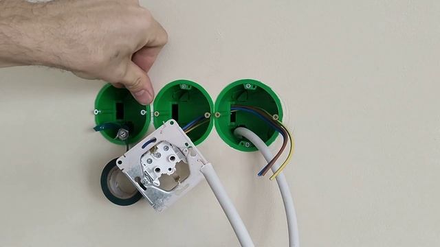 Розетки под телевизор