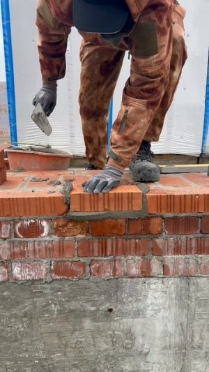 Кладка кирпича