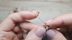 Как вязать из пряжи с бусинами?