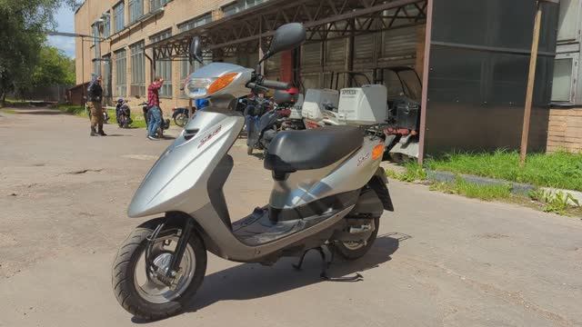 Скутер Yamaha Jog SA36J (122YA87) смотреть онлайн