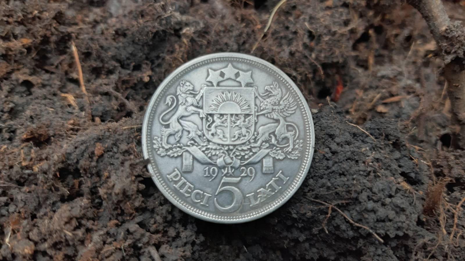 Коп по войне. Фильм 28. Военная археология. Серебряная монета 1929 год.