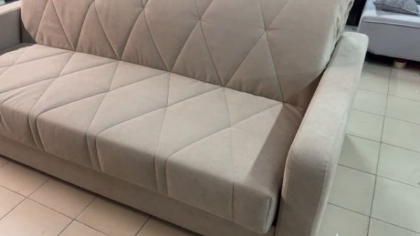 Прямой диван Domo Pro с анатомическим матрасом, стежка