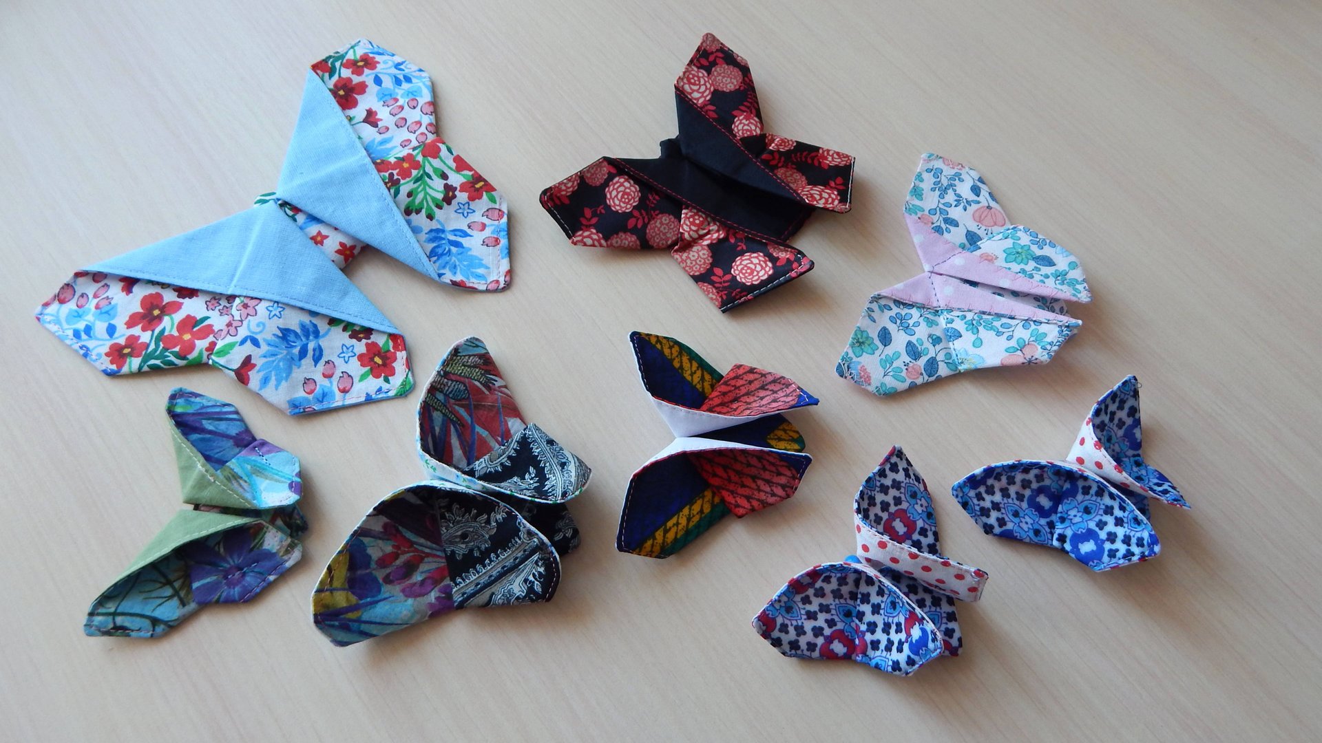 Не думайте что это сложно. Бабочка из ткани оригами. мастер класс