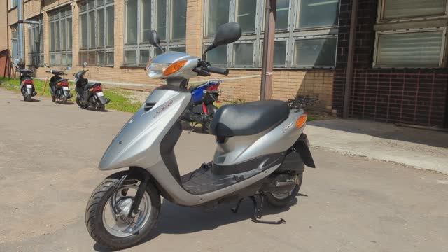Скутер Yamaha Jog SA36J (122YA85) смотреть онлайн