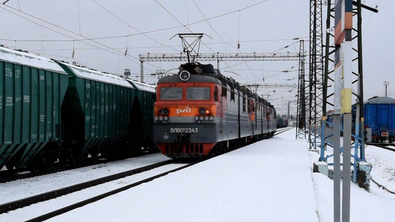 Сплотка электровозов ВЛ80С-747, ВЛ80С-2622 и ВЛ80С-2343