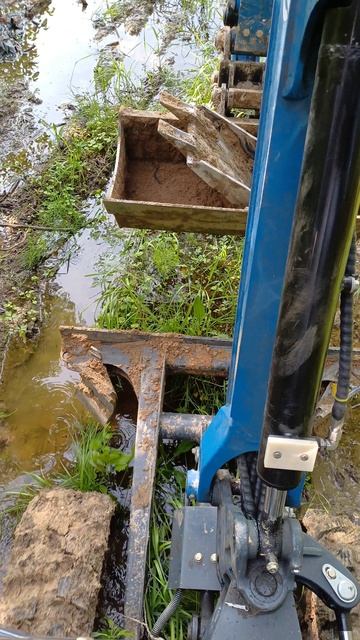 будни мини эксковатора