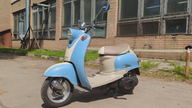 Скутер Yamaha Vino 5AU (арт. 115YA80) 1997г.в. смотреть онлайн