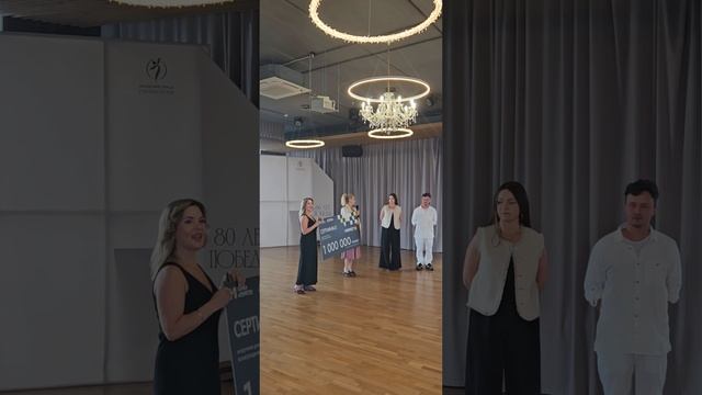 Награждение победителя конкурса "Гонка агентств " от застройщика Апри "Флай Плэнинг " смотреть онлайн