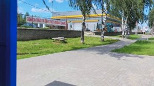 В больнице ,по магазинам ,в гости .