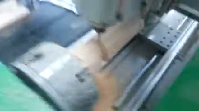 Токарная приставка на фрезерном центре RUIJI смотреть онлайн