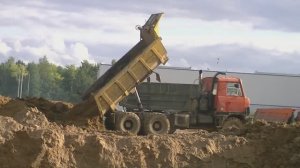 Самосвал Tatra 815