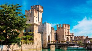 Сирмионе, Италия. Пешеходная экскурсия, замок Скалигеров и озеро Гарда | #шариклайф