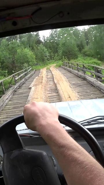 На вездеходе по полям смотреть онлайн