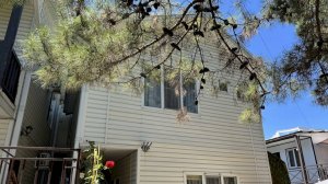 🏡 №35 Сдаётся посуточно дом 2 мин до пляжа с кухней-гостиной и двориком – Геленджик