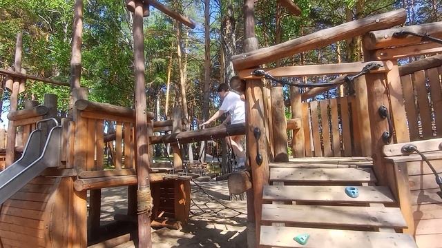 Отдыхаем с дочкой и внучатами в горсаду г. Асино 2025 г смотреть онлайн