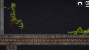 Страшная история в космосе в Мелон плейграунд