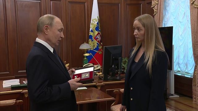 Встреча с вдовой Героя России Михаила Гудкова смотреть онлайн