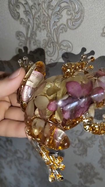 Лягушка из эпоксидной смолы смотреть онлайн