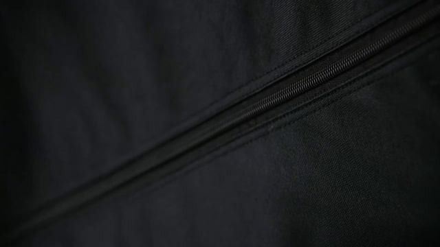 Чехол Thule EasyFold XT смотреть онлайн