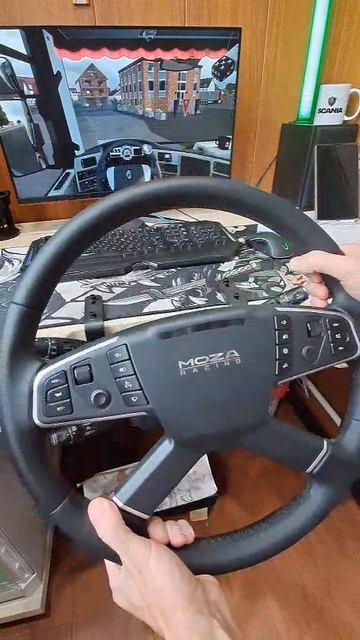 Руль Moza ES и Руль Moza TSW Подготовка #eurotrucksimulator2 #ets2 #gaming #games #shots смотреть онлайн