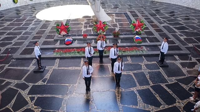 Зал воинской славы. Смена караула