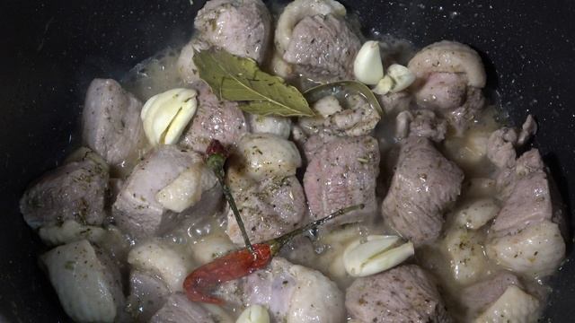 Тушёная квашеная капуста с рисом и уткой. смотреть онлайн