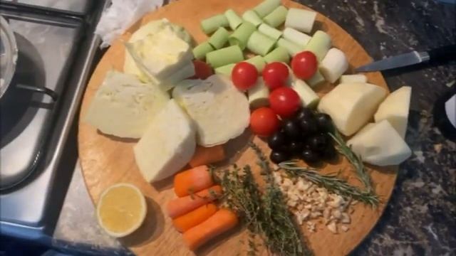 Готовим осьминога по-сербски (Олег Матвейчев) смотреть онлайн