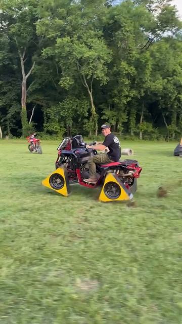 Треугоквадроцикл 😉✌😂😂😂