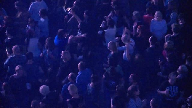 Божья коровка - «В каком неведомом краю»/ Живое выступление смотреть онлайн