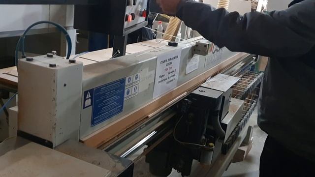 CASATI FILA 31 A для прирезки шпона с фрезерным агрегатом и автоматическим возвратом каретки смотреть онлайн