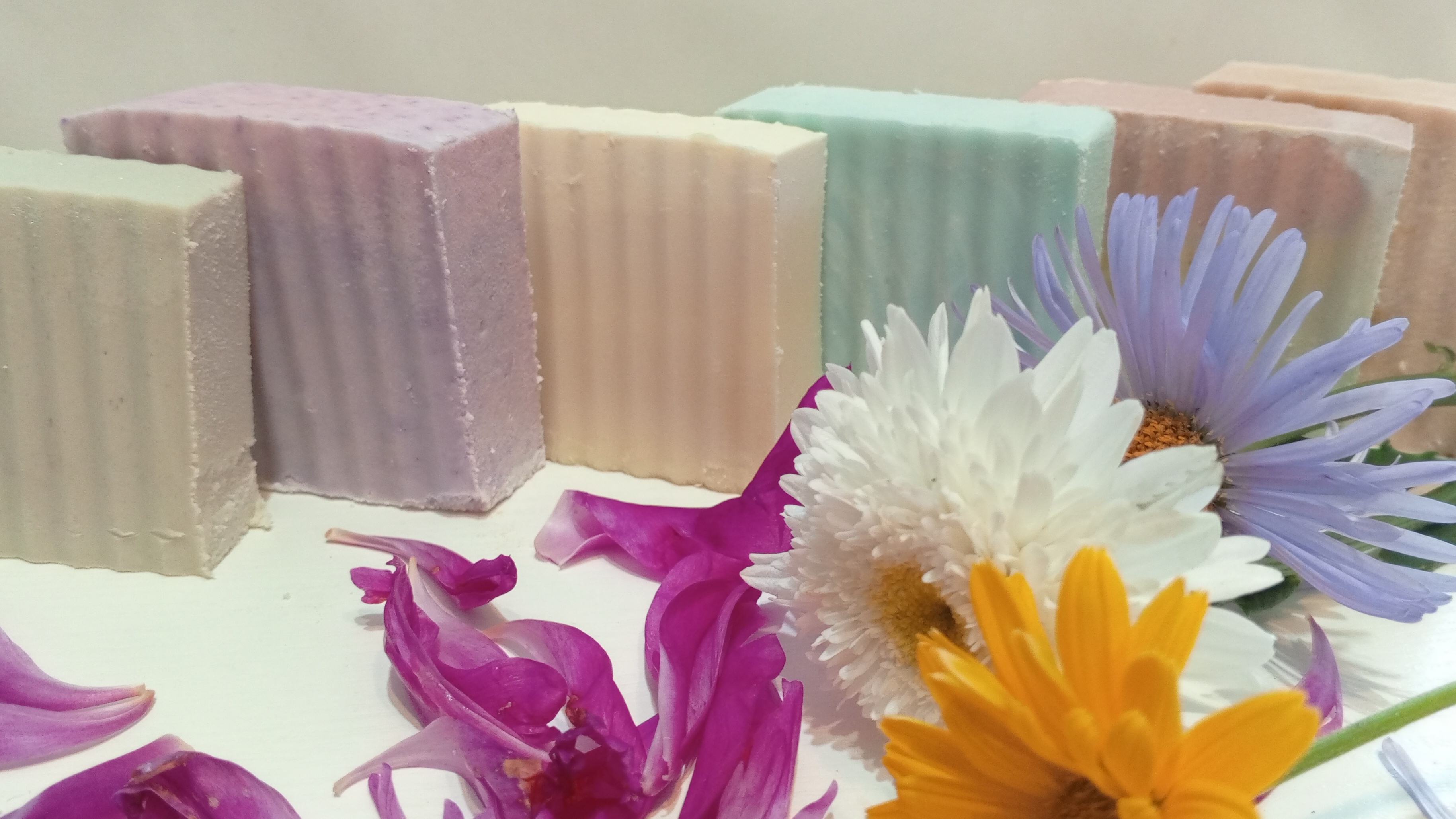 Ручная работа и натуральные ингредиенты: Как я делаю уникальное мыло для вас!! смотреть онлайн