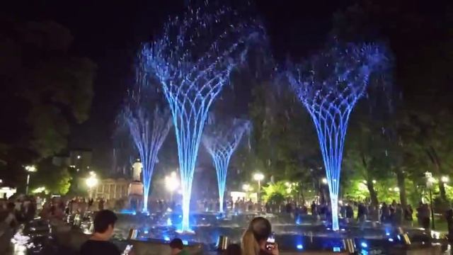 Красивое видео. Майкоп. Поющий вонтан. смотреть онлайн