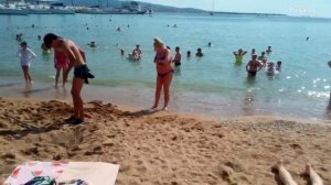 Геленджик Центральный пляж сегодня 7 июля 2025. Море и погода в Геленджике сейчас. Обстановка
