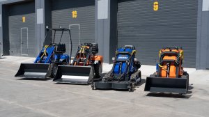 Российские мини-погрузчики ГИДРОМАШ PL01, PL100 и RL03 – техника для реальной работы