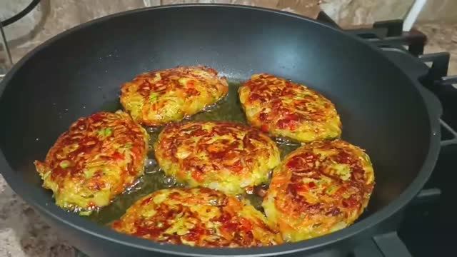 Овощные котлеты из кабачков и картофеля. смотреть онлайн