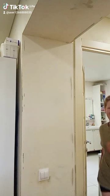 в середине смешно😂