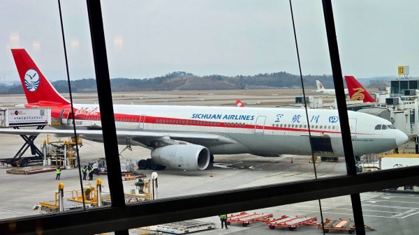 Airbus A330-300 а/к Sichuan Airlines | Рейс Чэнду – Санкт-Петербург